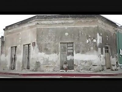 Folla a sus hermanastros en medio de una conversaci n familiar