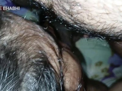 Kirti bhabhi step mom masturbates stepson s dick for pleasure